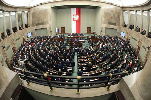 By Kancelaria Senatu Rzeczypospolitej Polskiej, CC BY-SA 3.0 pl
